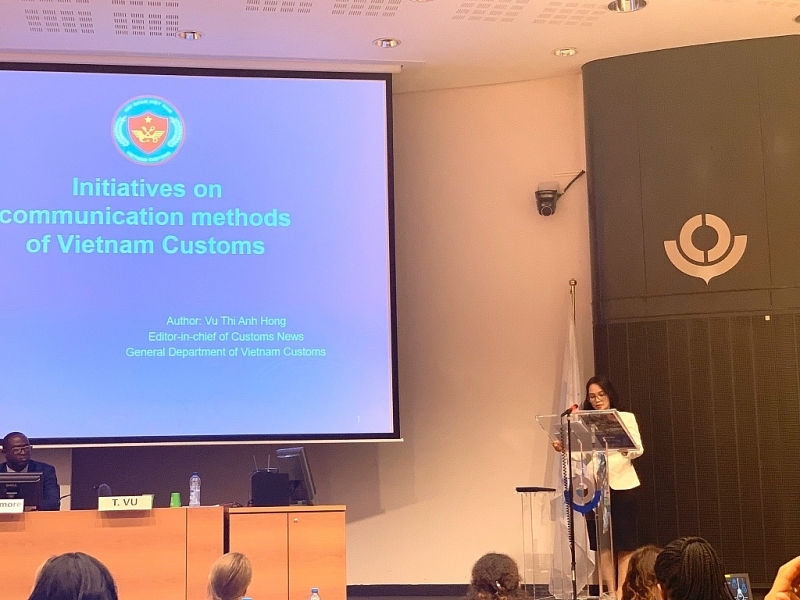 Mrs. Vu Thi Anh Hong, Editor-in-Chief of Customs Newspaper representing Vietnam Customs shared experience in communication of Vietnam Customs at the WCO Global Communication Strategy Conference 2019.