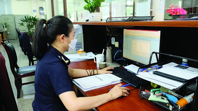  Professional activities at the Northern Hanoi Customs Branch (Hanoi Customs Department). Photo: N.Linh