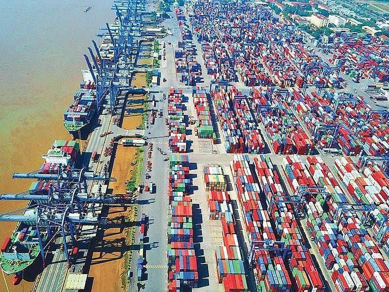 vietnam achieves trade surplus of nearly 12 billion in eight months