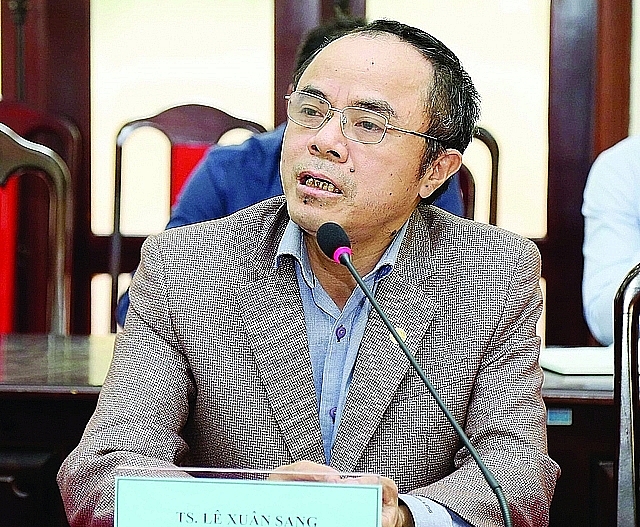 Dr. Le Xuan Sang (photo), Deputy Director of the Vietnam Institute of Economics
