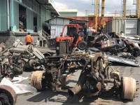 HCM Customs discover smuggled and dismantled used car