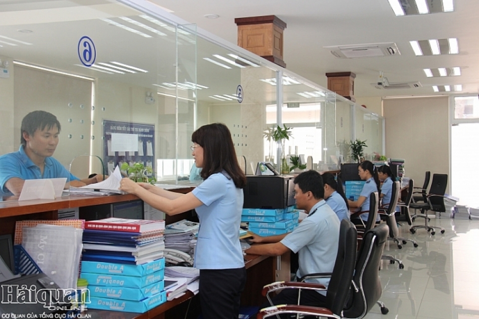 binh duong customs achieves nearly 91 of revenue collection