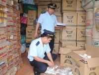 Director of Steering Committee 389 requested to strictly handle cases of smuggling cigarettes