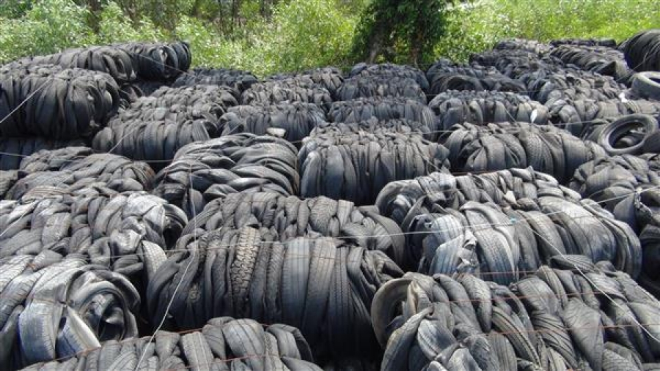 hcm city customs already finished the settlement of 450 tons of used automobile tires