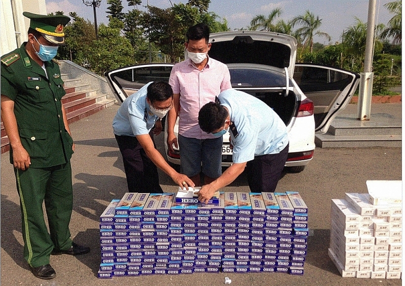 A case of smuggling cigarette seized by Thuong Phuoc Customs Branch - Dong Thap Customs Department has been prosecuted.